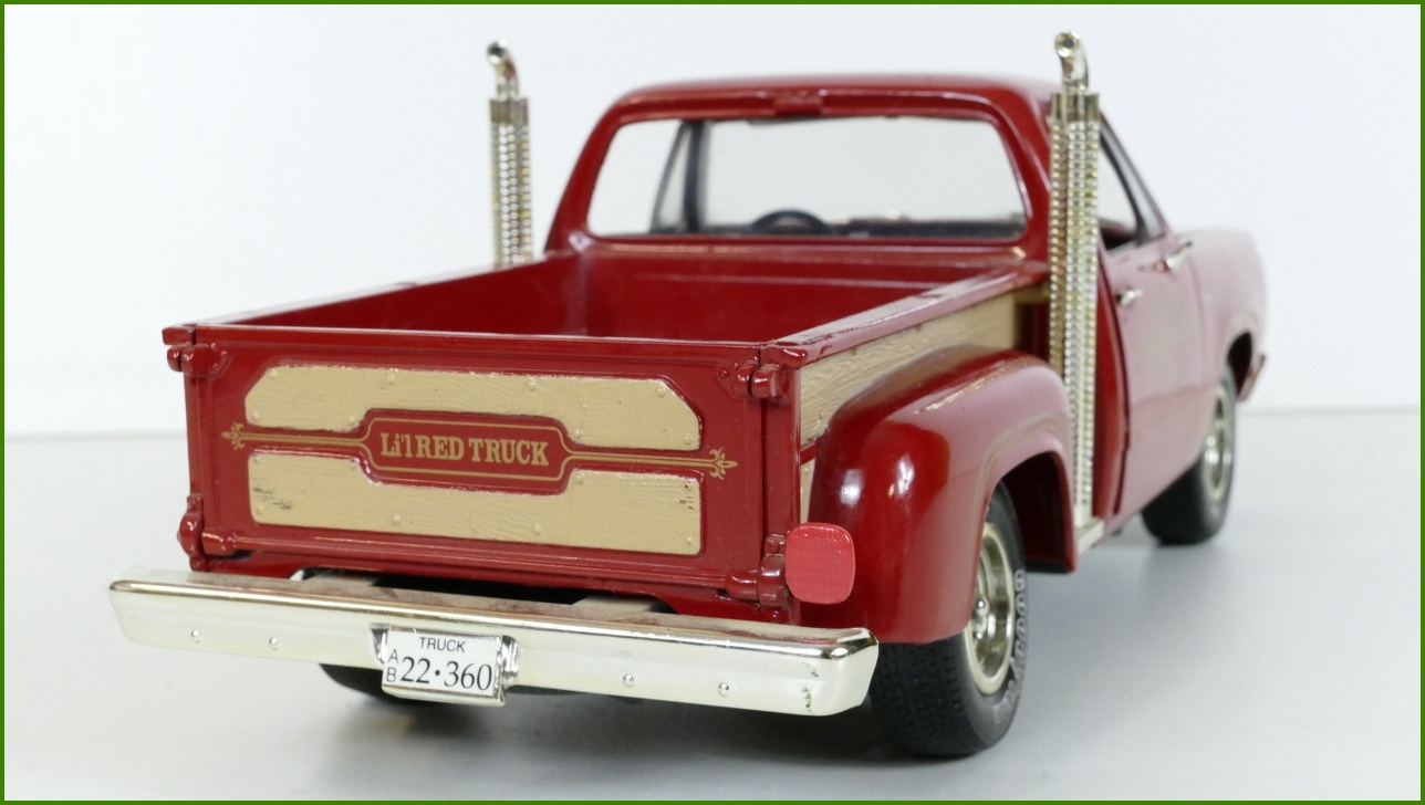 Model Auta ERTL 1:18 Dodge Pickup Truck (1978) - Viz Popis