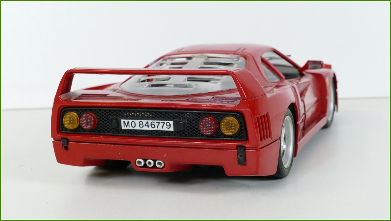 Model Auta Polistil Tonka 1:18 Ferrari F40 - Viz Popis