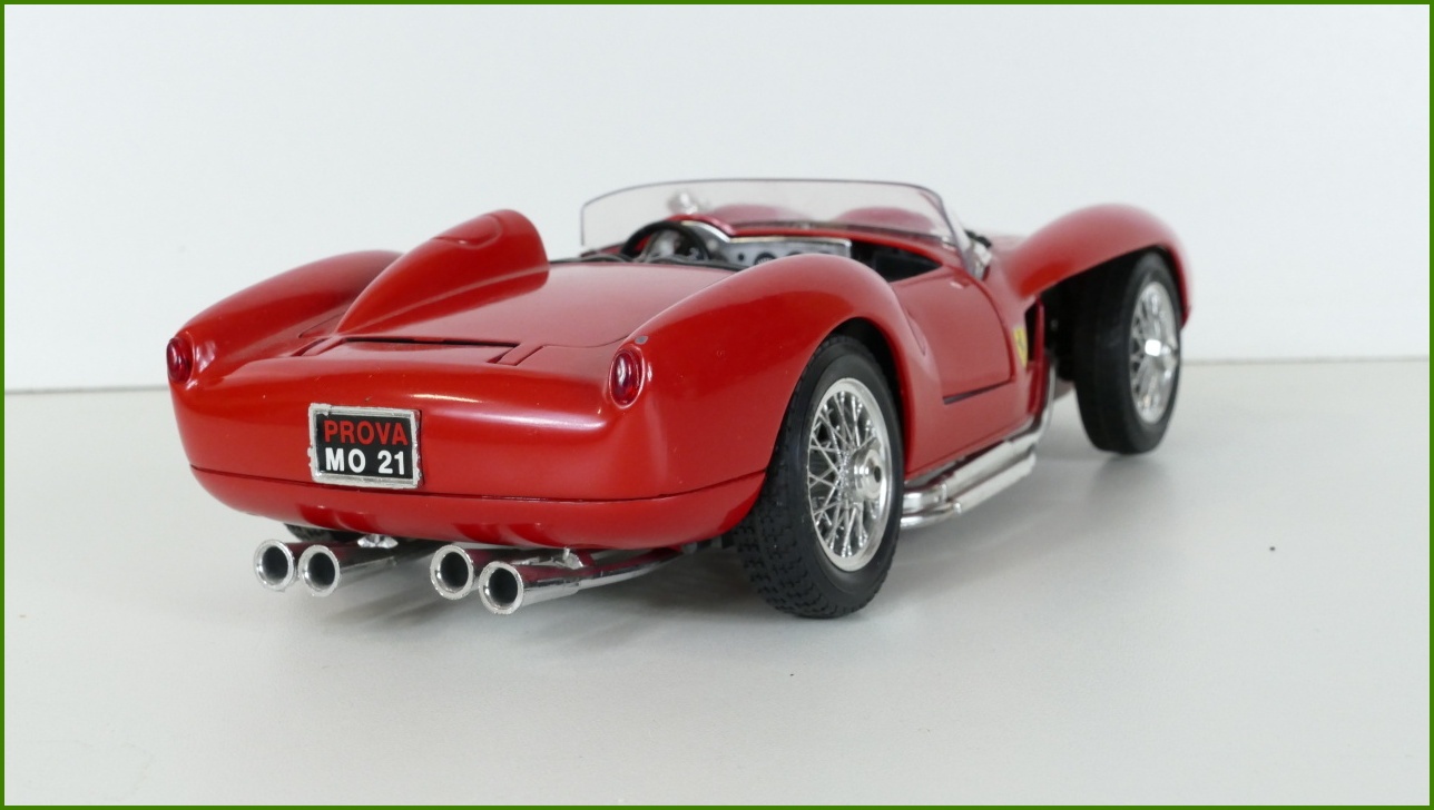 Kovový Model Bburago 1:18 - Ferrari 250 Testa Rossa (1957) - Viz Popis