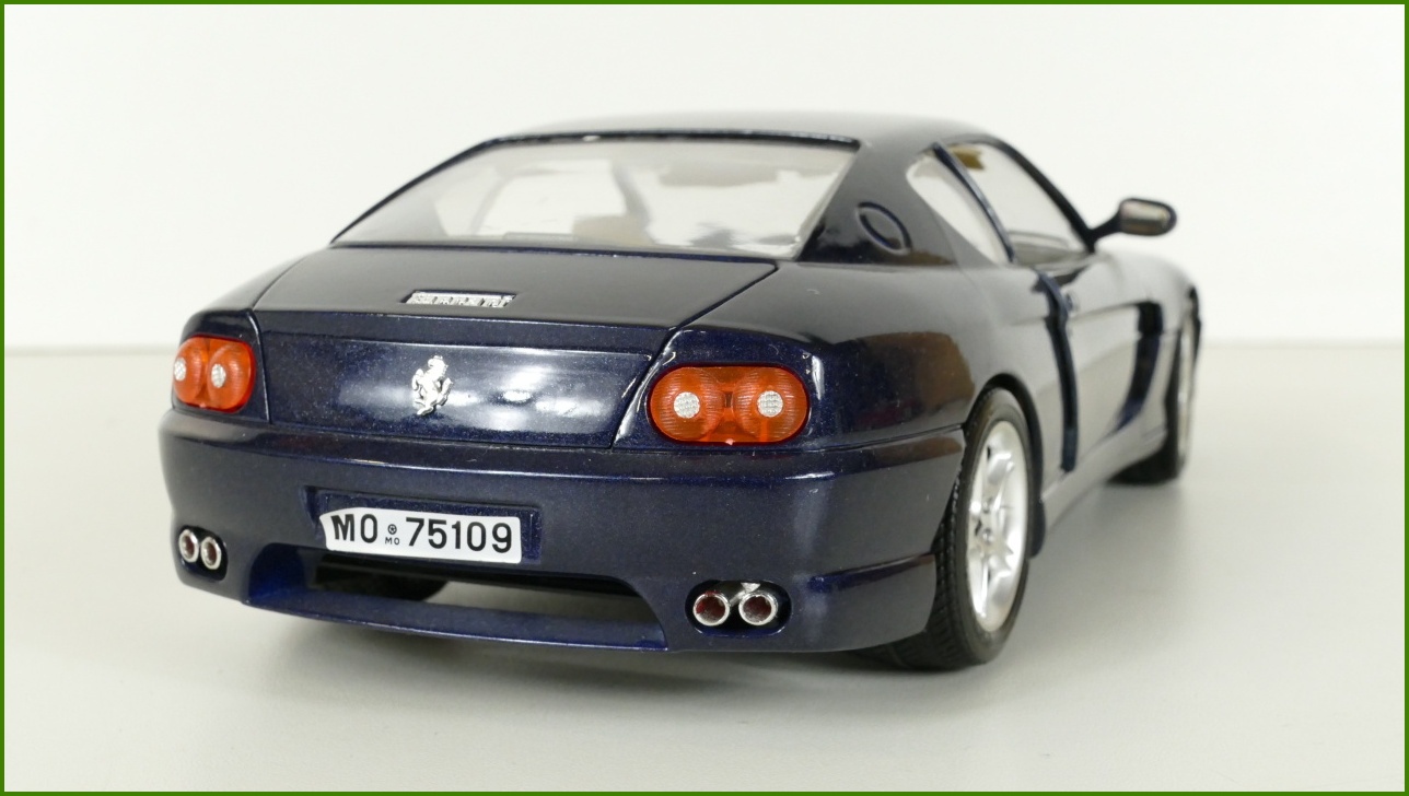 Kovový Model Bburago 1:18 - Ferrari 456 GT (1992) - Viz Popis