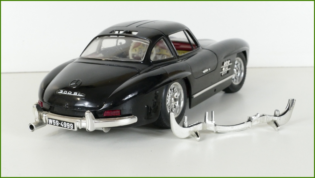 Kovový Model Bburago 1:18 - Mercedes 300 SL (1954) - Viz Popis