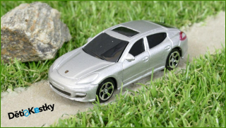 Kovový Model Autíčko Maisto Porsche Panamera Turbo