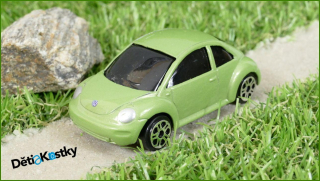 Kovový Model Autíčko Maisto Volkswagen New Beetle