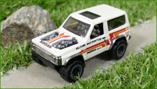 Model Autíčka Hot Wheels Nissan Patrol Custom