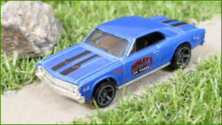 Model Autíčka Hot Wheels ´67 Chevelle SS 396