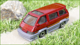 Model Autíčka Hot Wheels 1986 Toyota Van