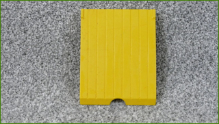Lego Duplo záklopka pro starší střechy - 6,5x8cm