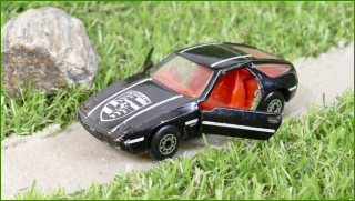 Angličák Matchbox No. 59 - Porsche 928 (Lesney)