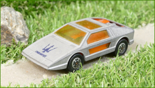 Model Siku Autíčko 301-0124 Maserati Boomerang