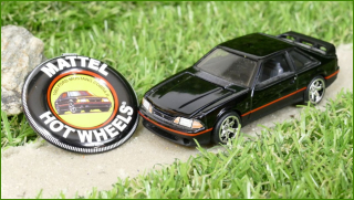 Model Autíčka Hot Wheels 1993 Ford Mustang Cobra R Premium