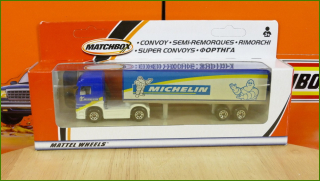 Model Matchbox Convoy Mercedes Benz Actros - Michelin Trailer