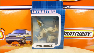 Matchbox Model Letadla - SB-24 - F-16
