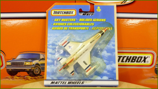Matchbox Model Letadla Skybusters - F-16 - United States Air Force - zabarvený plastový obal