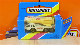 Matchbox Model Autíčka MB40 - Rocket Transporter - zabarvená raketa