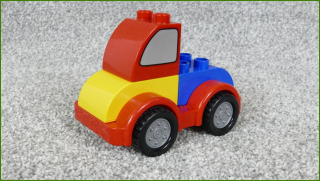 Lego Duplo autíčko z kostek