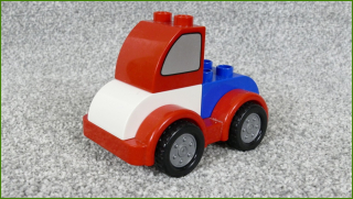 Lego Duplo autíčko z kostek