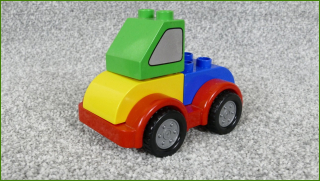 Lego Duplo autíčko z kostek