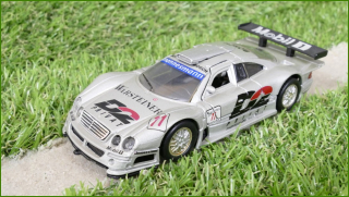 Model Autíčka Welly 1:34 - Mercedes-Benz CLK-GTR No.9746