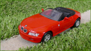 Model Autíčka Welly 1:34 - BMW Z3 Roadster No.9726 - Natahování nefunguje