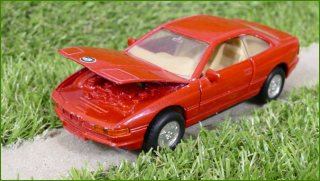 Model Autíčka Welly 1:34 - BMW 850i No.9038 - Nefunguje natahování