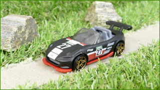Model Autíčka Hot Wheels Mazda Miata MX-5