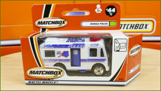 Matchbox Autíčko #44 - Mobile Police