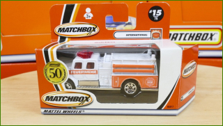 Matchbox Autíčko #15 - International Pumper