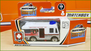 Matchbox Autíčko #15 - Truck Camper