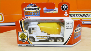 Matchbox Autíčko #22 - Cement Mixer