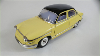 Model Solido 1:18 - Panhard PL17
