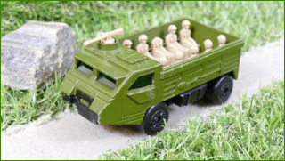Autíčko Matchbox Superfast No.54 - Personnel Carrier