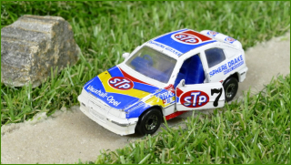Autíčko Matchbox Opel Kadett GSi