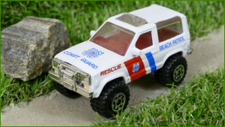 Autíčko Matchbox Ford Bronco II