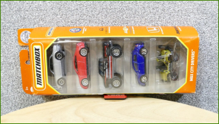 Matchbox 5 Pack Set - MBX City Drivers - Přelepený plastový obal páskou ve spodní části