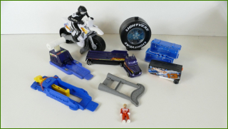 Sestava Autíček Hot Wheels Příslušenství a Velká Motorka
