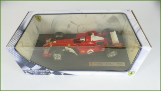 Model Formule Hot Wheels 1:18 - Ferrari F1 2005 - Rubens Barrichello s Krabicí