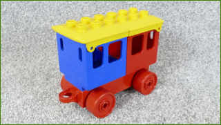Lego Duplo vagonek s korbami pro cestující