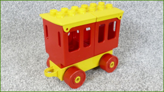 Lego Duplo vagonek s korbami pro cestující
