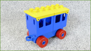 Lego Duplo vagonek s korbami pro cestující
