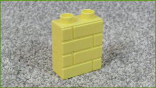 Lego® Duplo® Kostka 1x2x2 Světle Žlutá s Motivem Cihel - Nová
