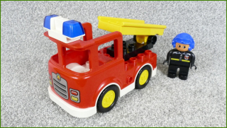 Lego Duplo hasičské auto s hasičem