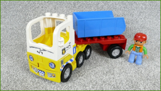Lego Duplo nákladní auto s návěsem a vyklápěcí korbou