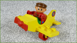 Lego Duplo letadlo s pilotem