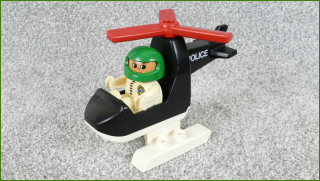 Lego Duplo vrtulník s pilotem