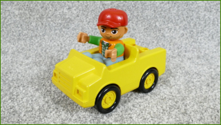 Lego Duplo autíčko s figurkou