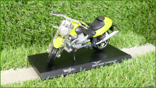 Model Replika Maisto Motorka 1:18 - Moto Guzzi V10 Centauro