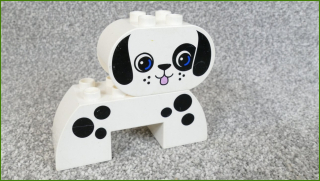 Lego Duplo pejsek z kostek