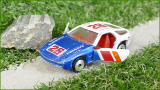 Autíčko Matchbox Porsche 928
