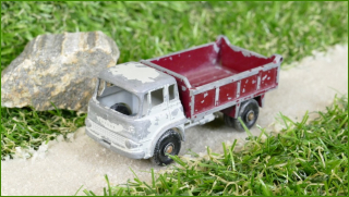 Autíčko Matchbox No.3 Bedford 7.5 Ton Tipper (Lesney)