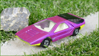 Model Autíčka Matchbox Superfast No.75 Alfa Carabo (Lesney)